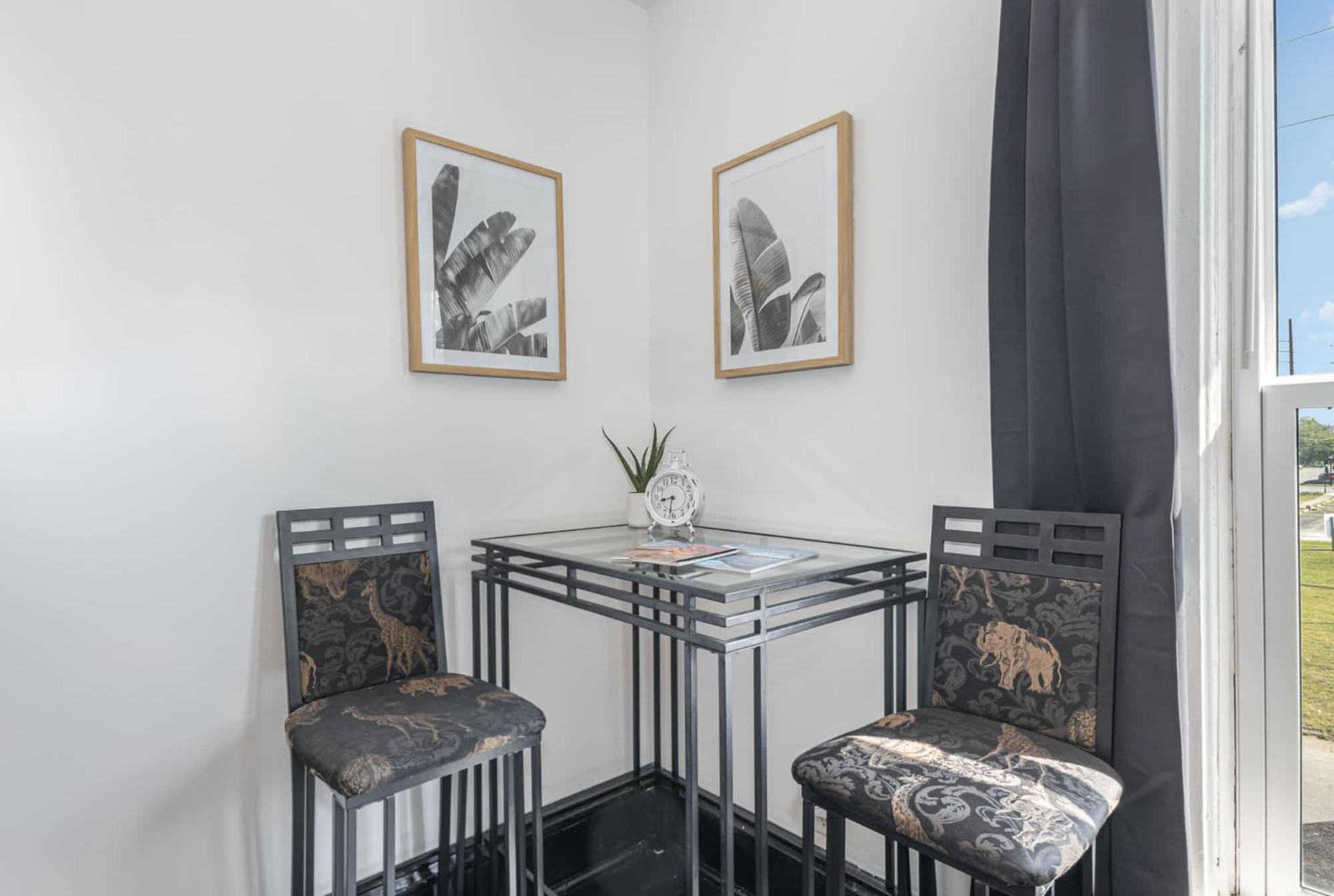 Spacious Upstairs 1Bed- Walking Distance To Beach Outlet Mall Michigan City Dış mekan fotoğraf