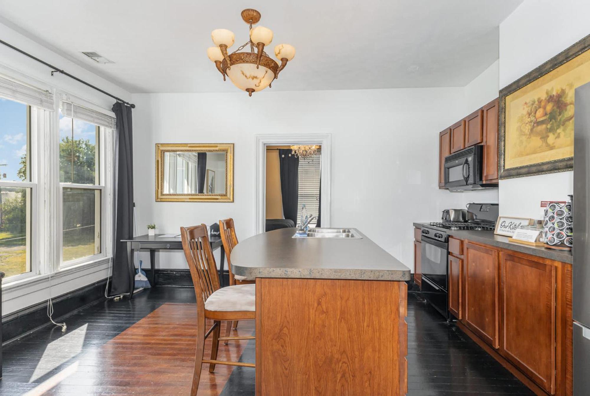 Spacious Upstairs 1Bed- Walking Distance To Beach Outlet Mall Michigan City Dış mekan fotoğraf